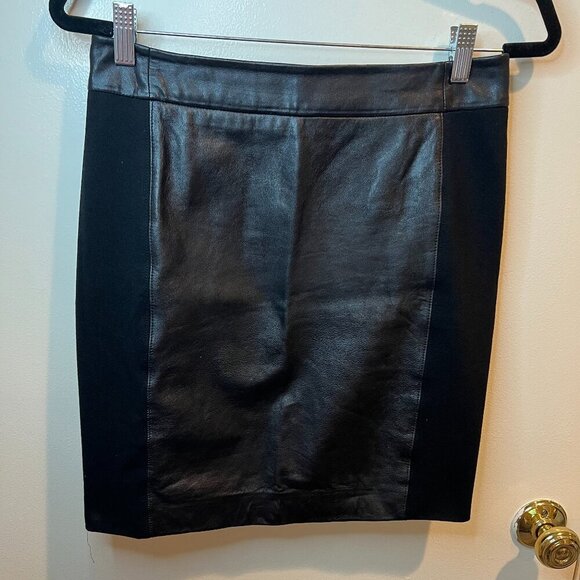 LOFT Dresses & Skirts - Ann Taylor LOFT 100% leather with knit contrast mini skirt, Size 4